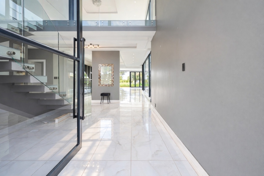 6 Bedroom Property for Sale in The Islands Estates North West